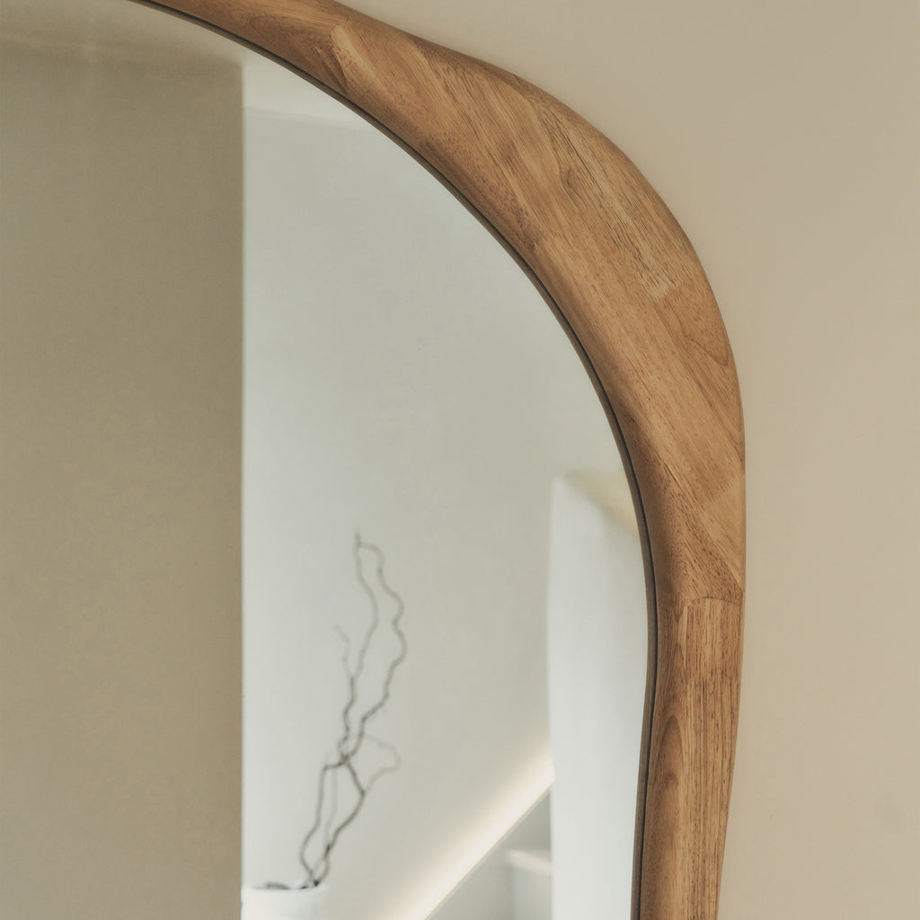 Latona
Ekstra Büyük Tam Boy Açık Ahşap Düzensiz Ayna 190cm X 120cm