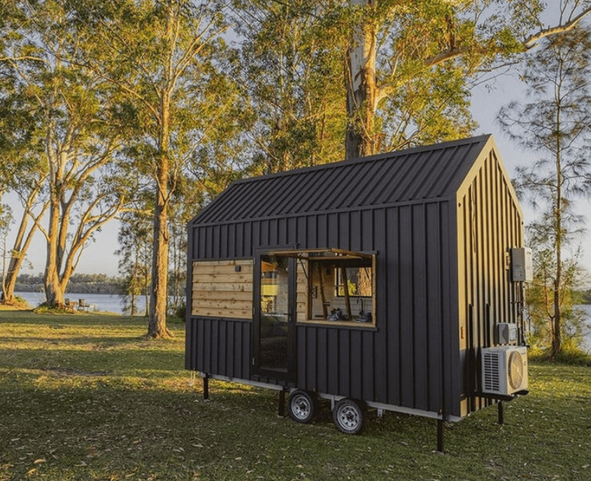 SRN Tiny House XC30